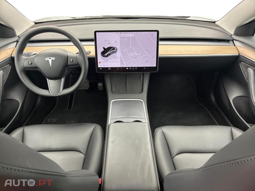 Tesla Model 3 Standard Range Plus RWD