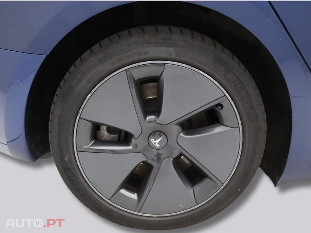 Tesla Model 3 Long-Range AWD I.V.A DEDUTÍVEL