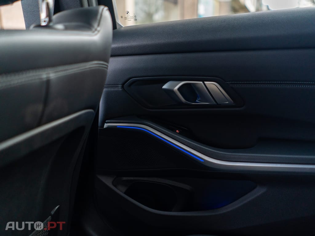 BMW 320 d Line Sport Shadow Auto