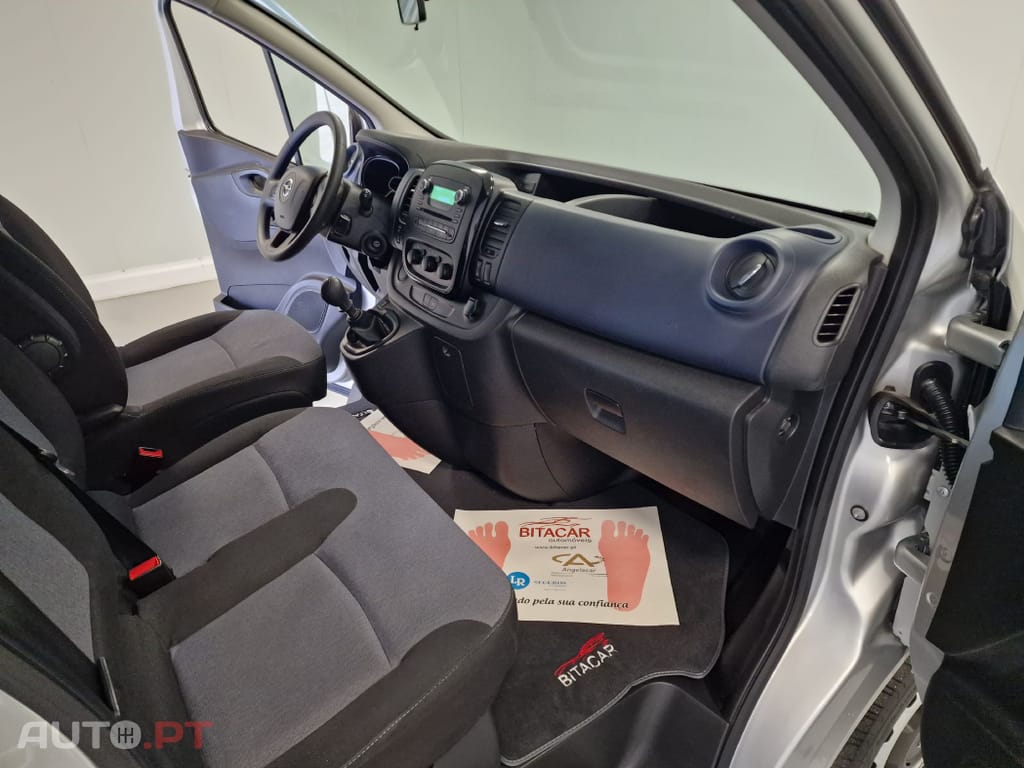 Opel Vivaro COMBI 1.6 CDTI L1H1 APENAS 28.000KMS
