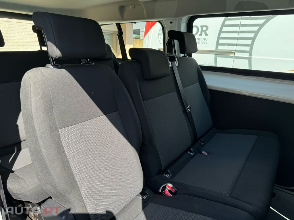 Opel Vivaro 1.5 CDTi L3H1 Essentia