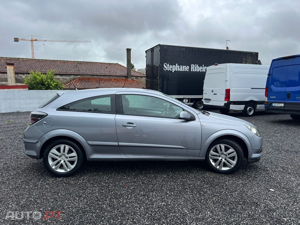Opel Astra GTC 1.3 CDTi