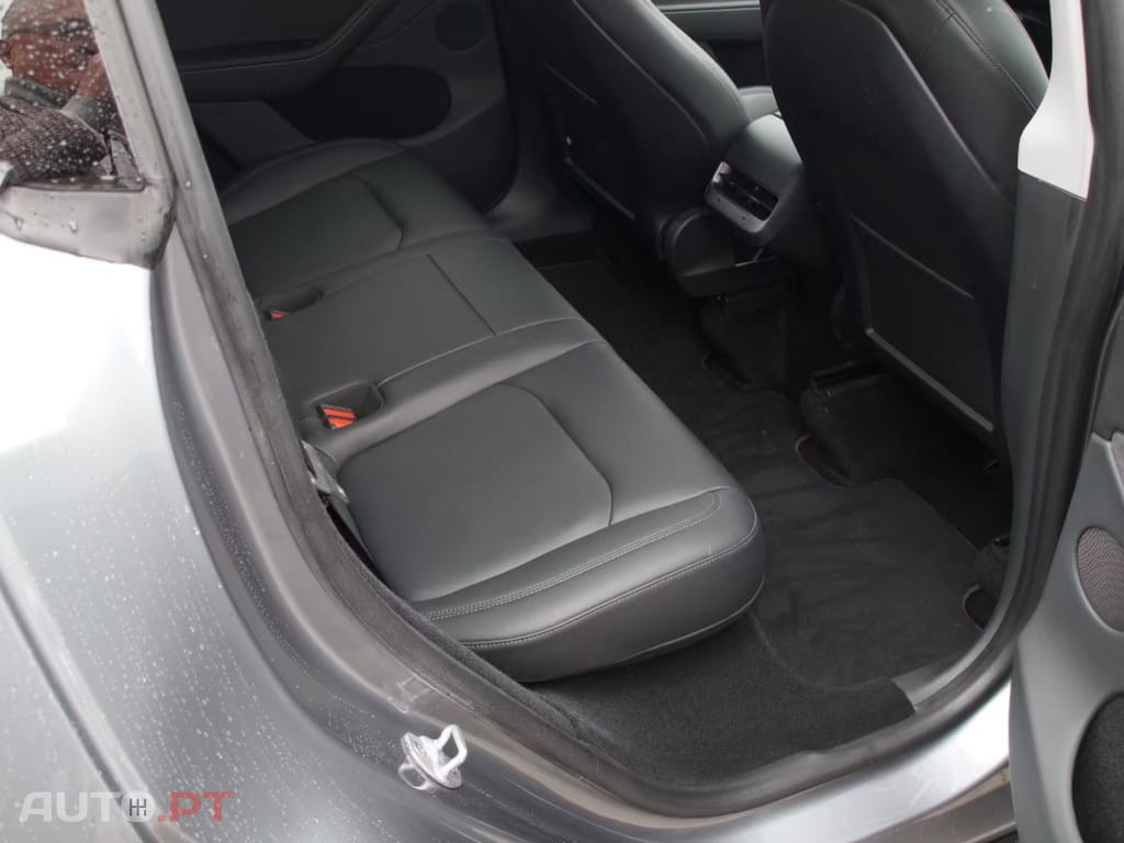 Tesla Model Y I.V.A DEDUTIVEL Performance Dual AWD