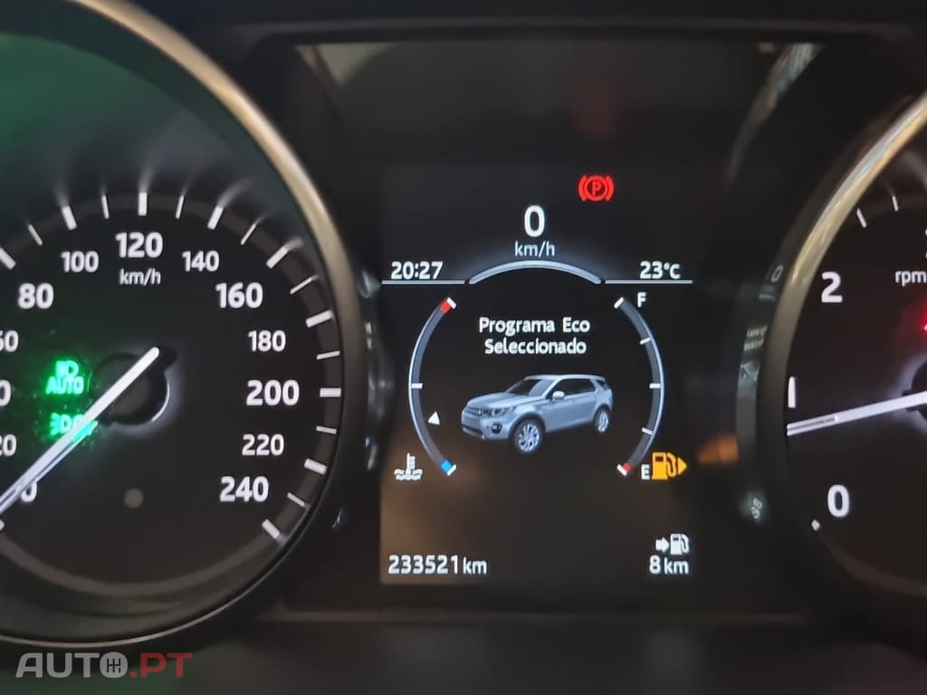 Land Rover Discovery Sport 2.0 eD4 SPORT HSE