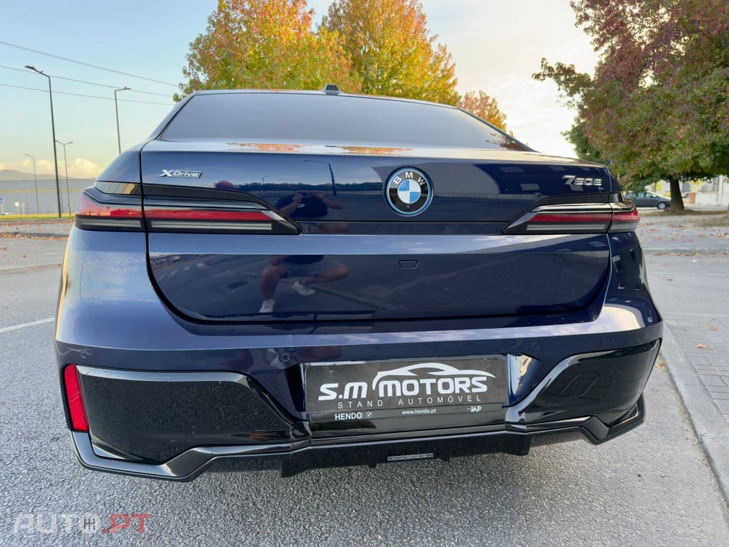 BMW 750 e xDrive Pack-M Pro