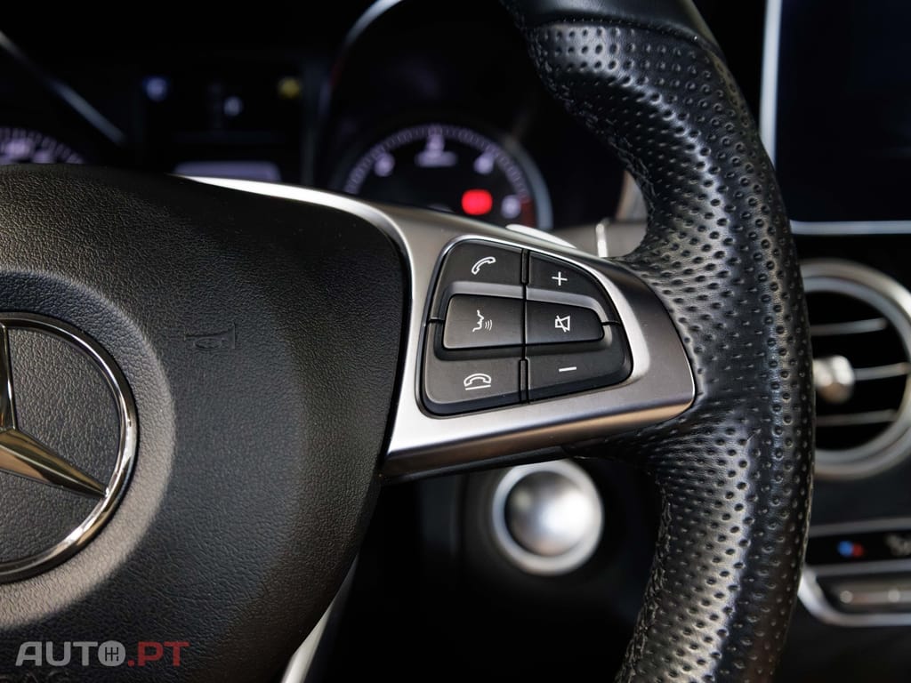 Mercedes-Benz C 220 d 9G-TRONIC AMG Line