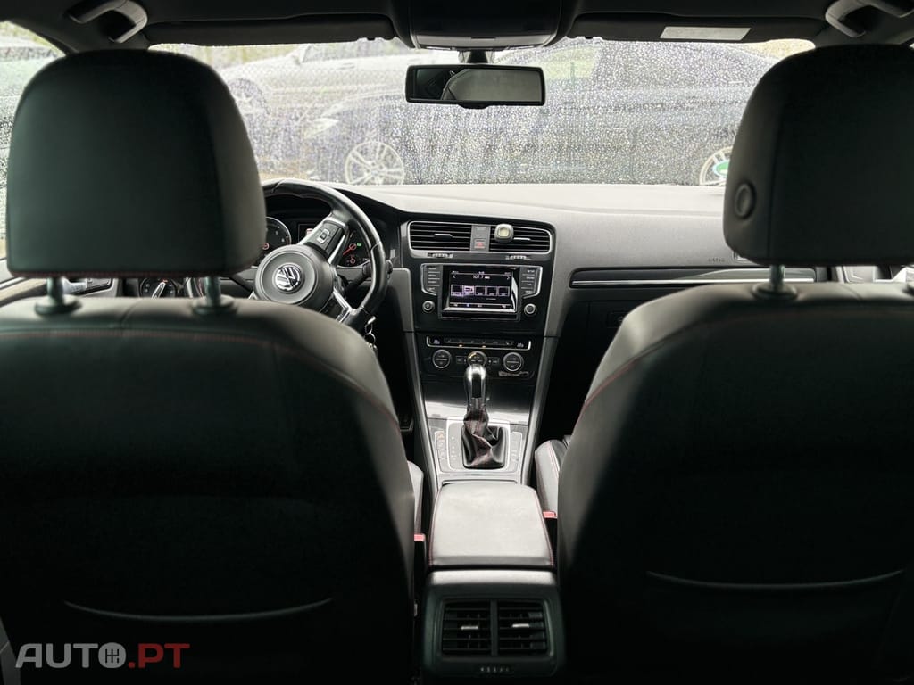 Volkswagen Golf 2.0 GTi DSG