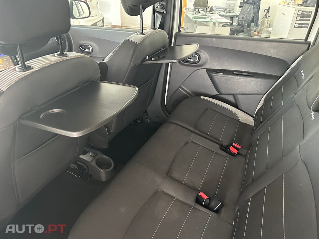 Dacia Lodgy 1.5 dCi Stepway 7L