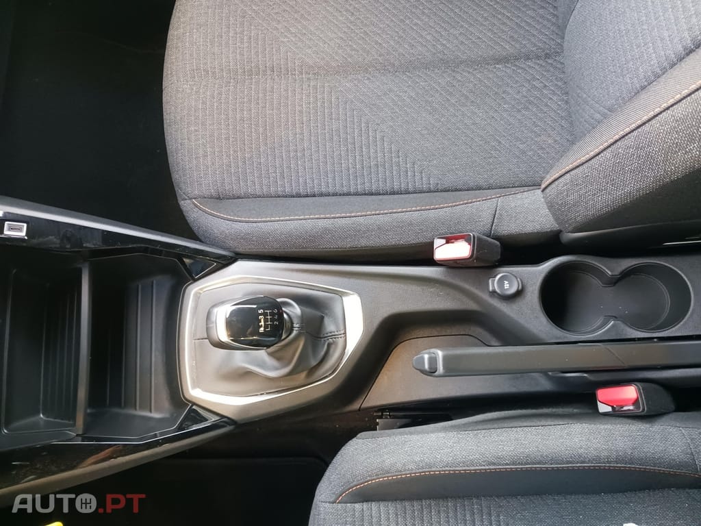 Peugeot 2008 1.2 PureTech Style