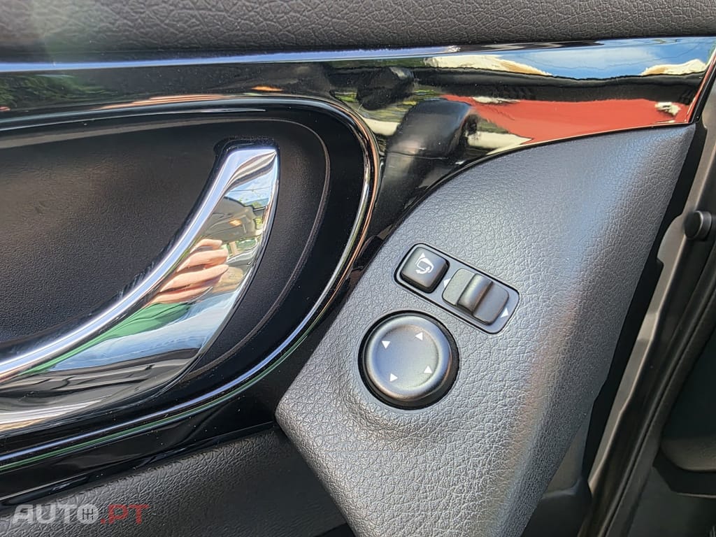 Nissan Qashqai 1.5 dCi N-Connecta J18