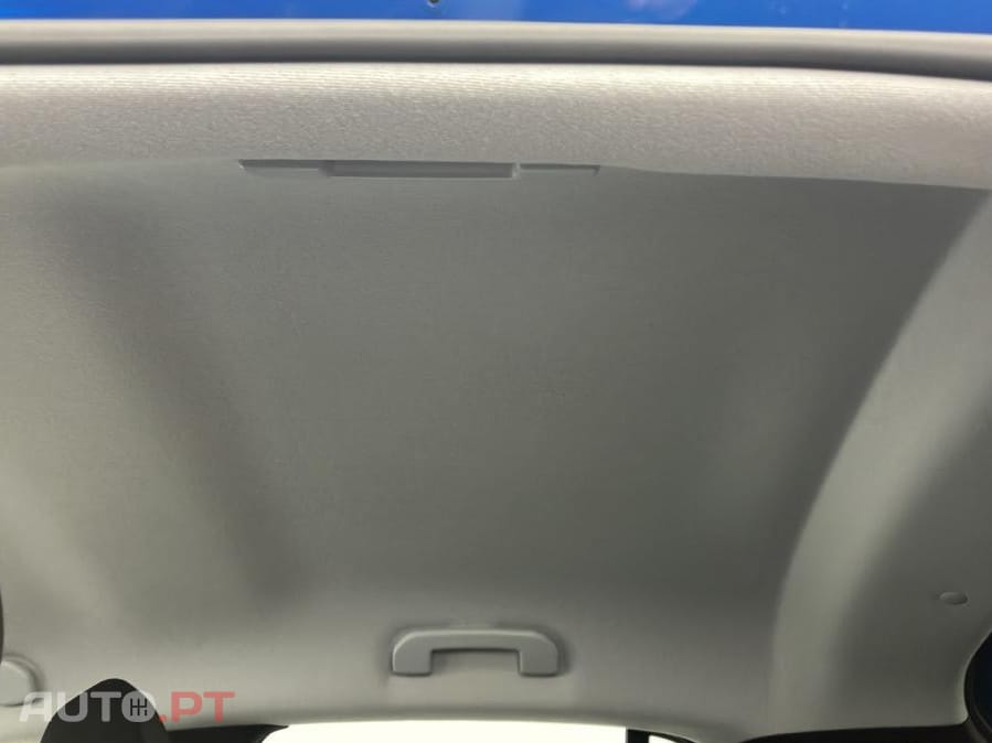 Peugeot E-208 50 kWh Style