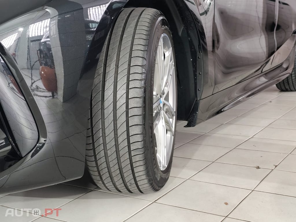 BMW 116 d Pack Desportivo M