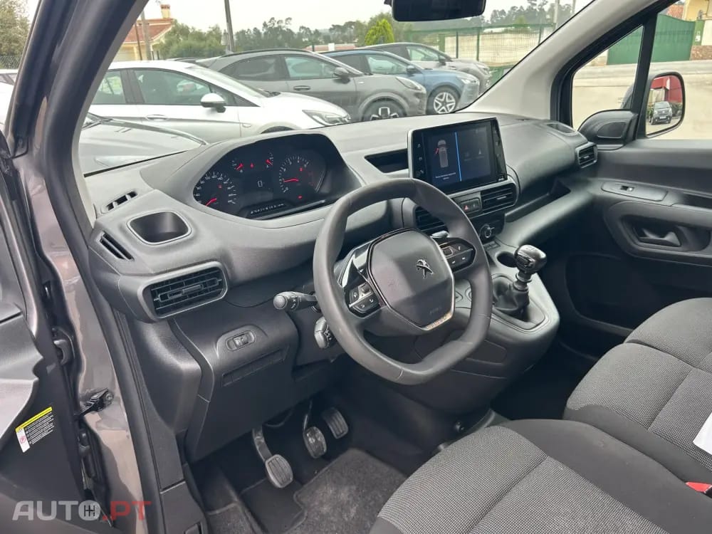 Peugeot Partner 1.5 BlueHDi Premium Standard Plus