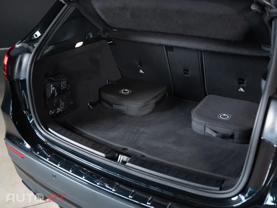 Mercedes-Benz GLA 250 e AMG Line