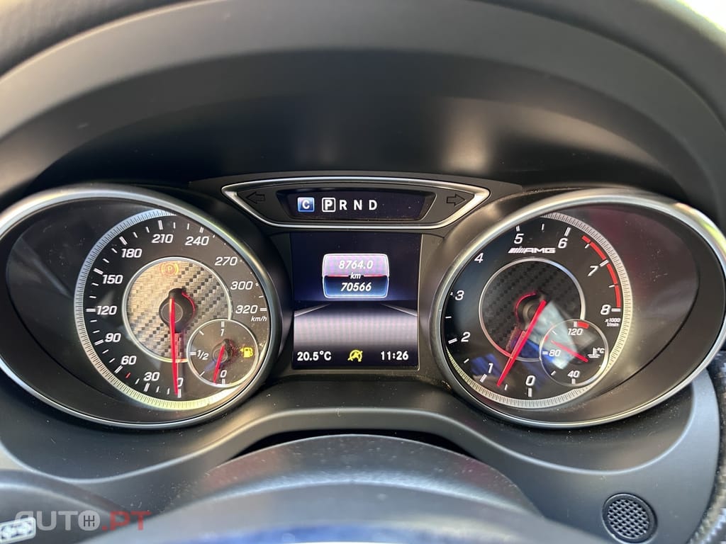 Mercedes-Benz A 45 AMG 4Matic Speedshift 7G-DCT