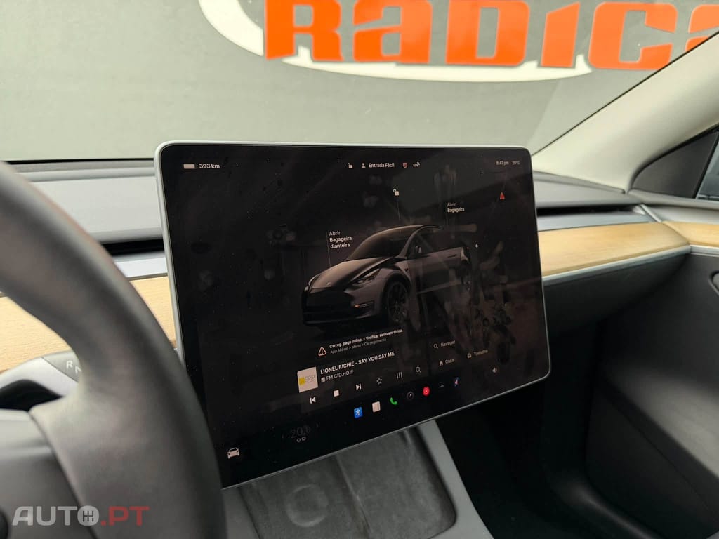 Tesla Model Y Long-Range RWD