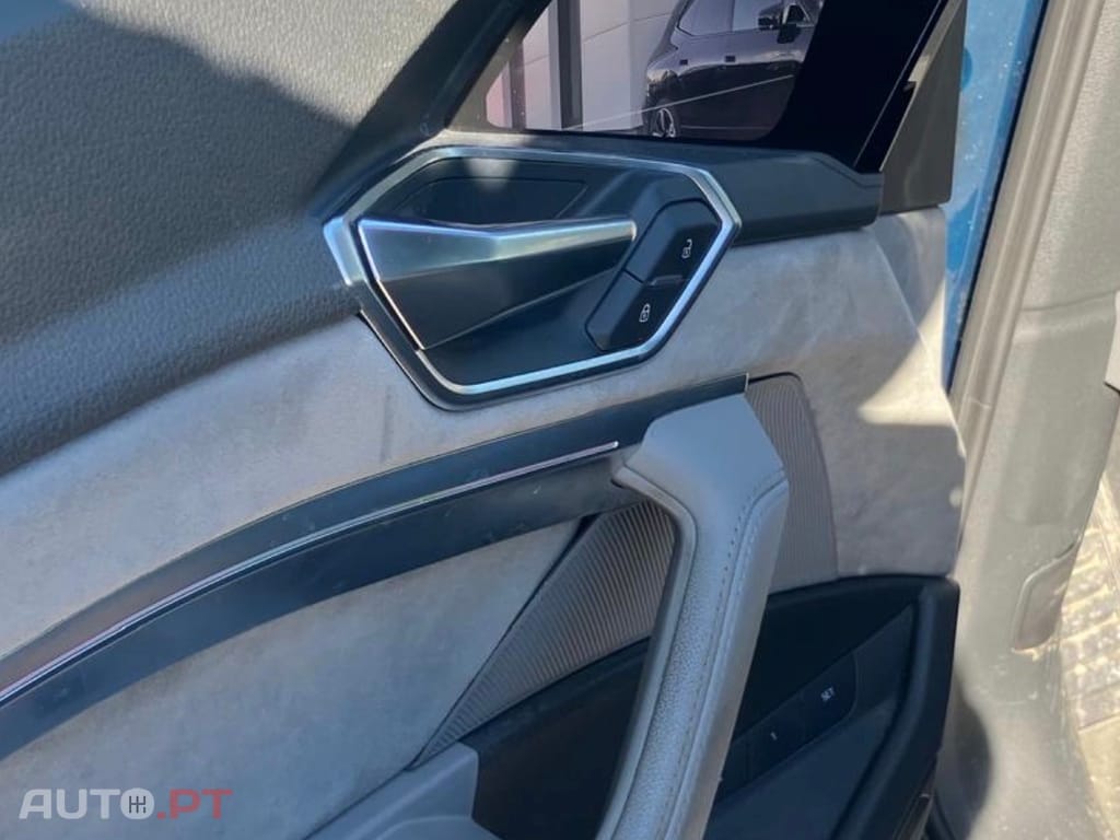 Audi E-Tron 55 quattro Advanced