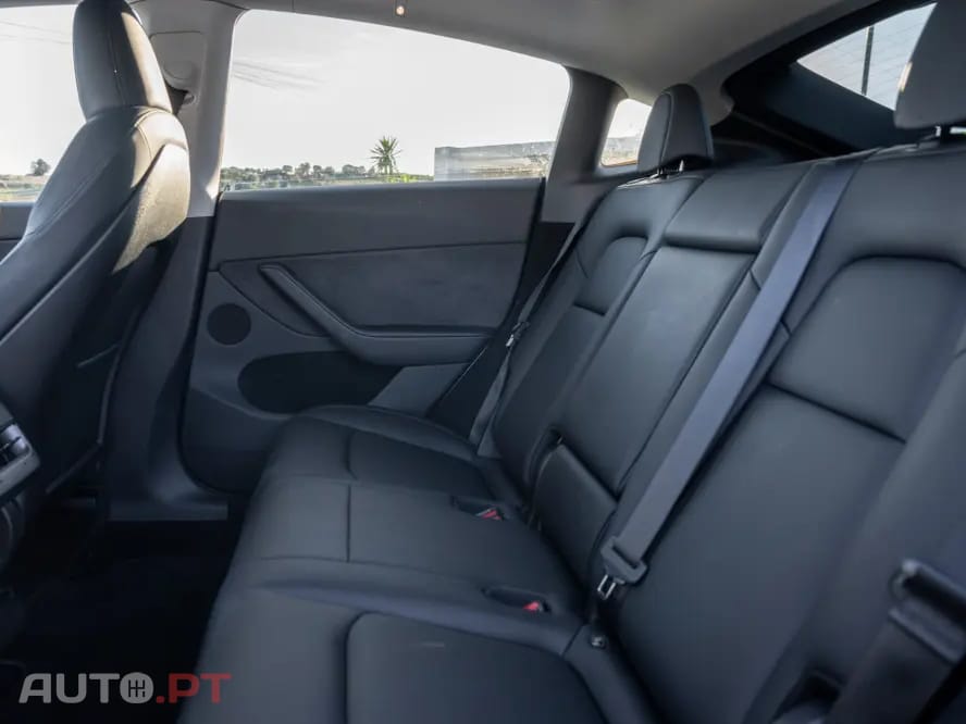 Tesla Model Y Tração Traseira