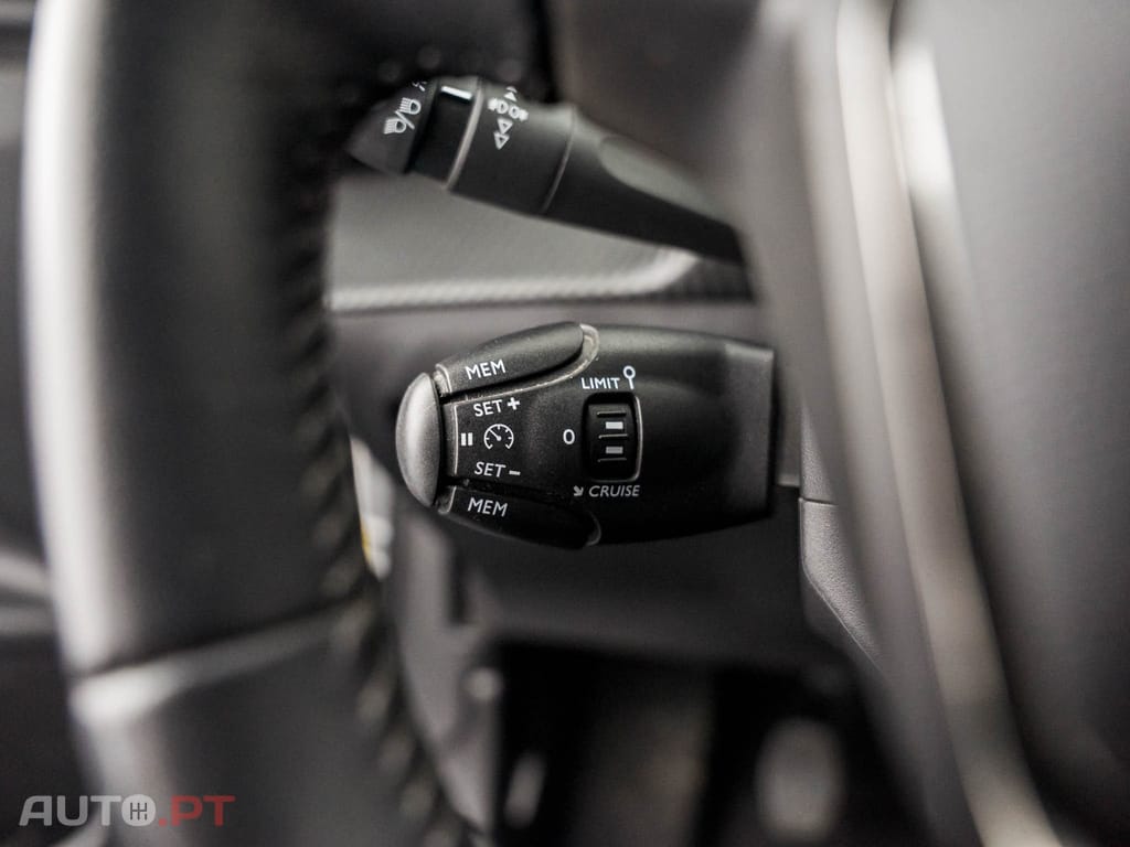 Peugeot 2008 1.2 PureTech Active