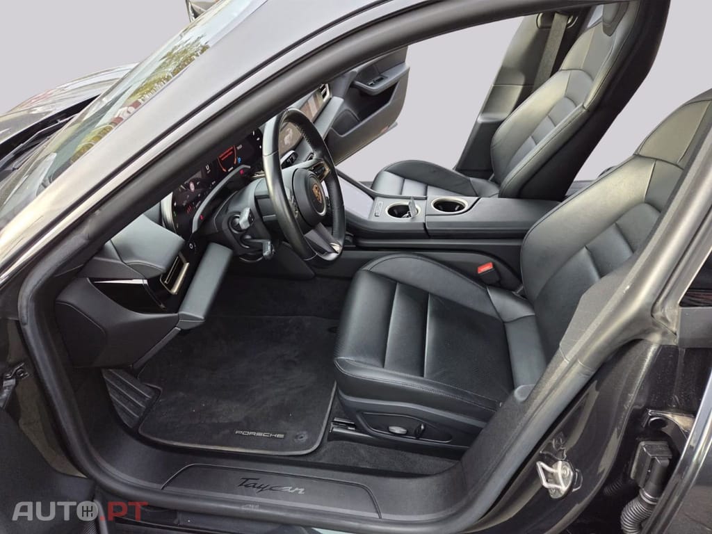 Porsche Taycan I.V.A DEDUTIVEL