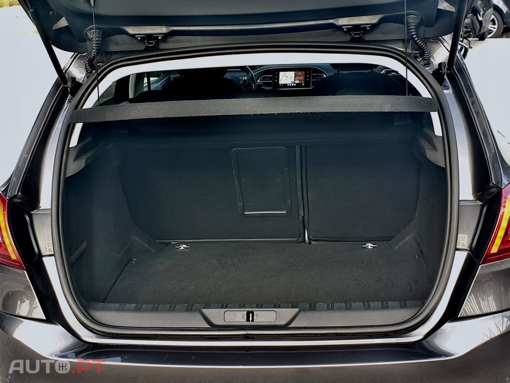 Peugeot 308 1.5 BlueHDi Style