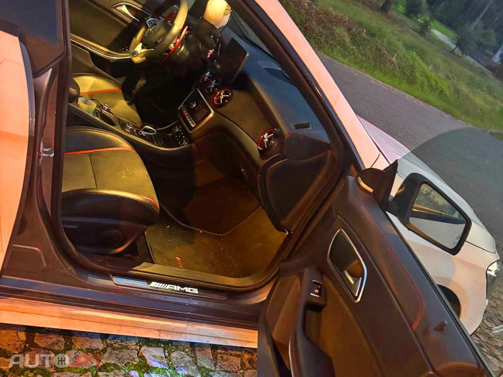 Mercedes-Benz CLA 45 AMG Shooting Brake 4-Matic