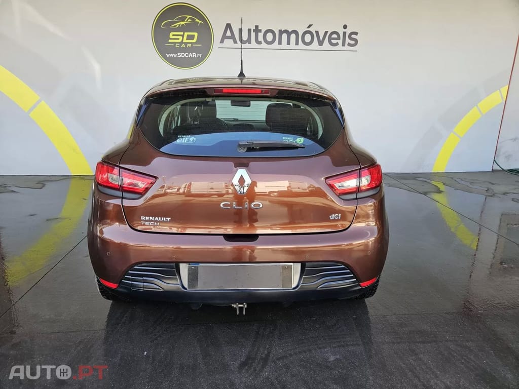 Renault Clio outra