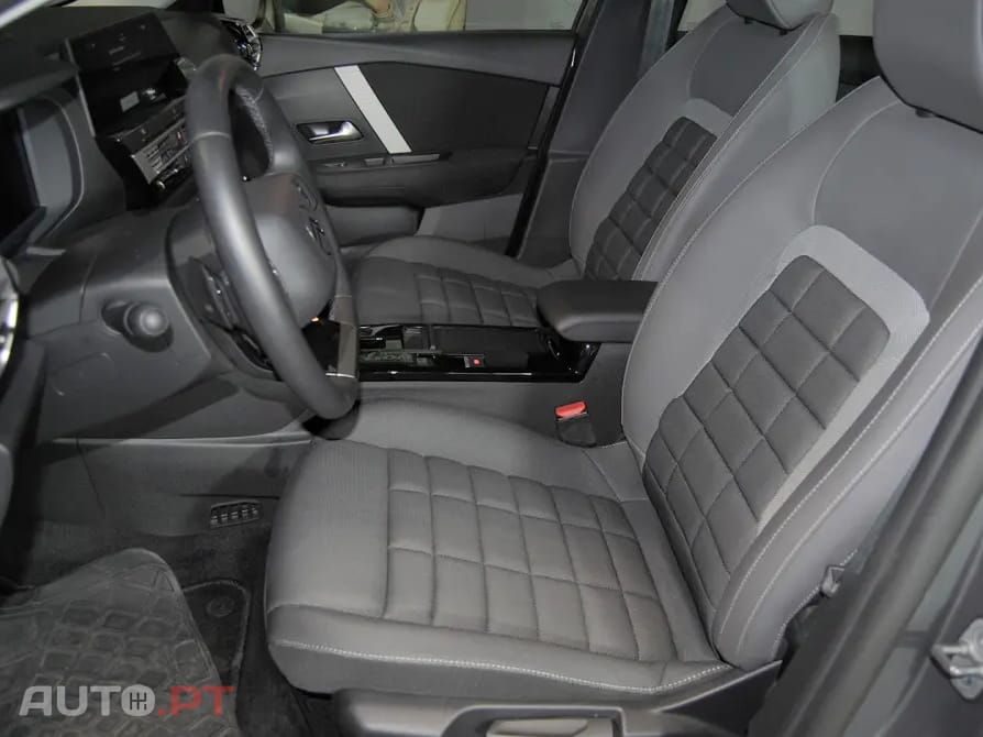 Citroen C4 1.2 Hybrid Max e-DSC6