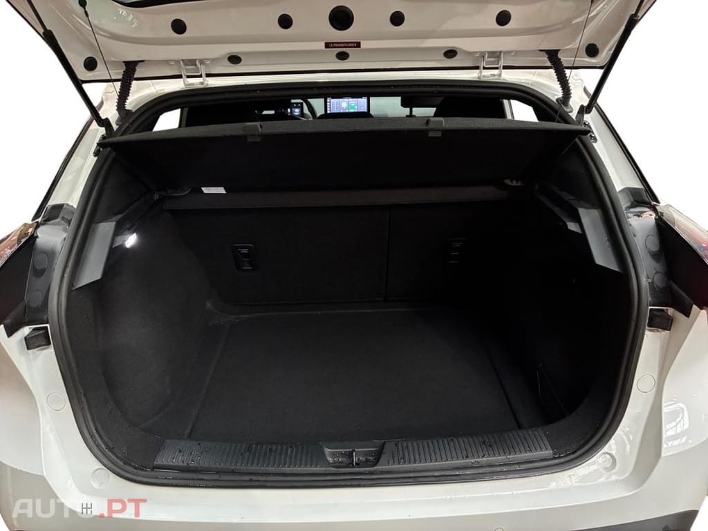 MG MG4 EV Comfort 2WD