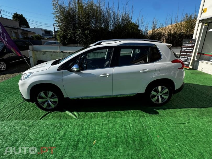 Peugeot 2008 1.2 PureTech Allure