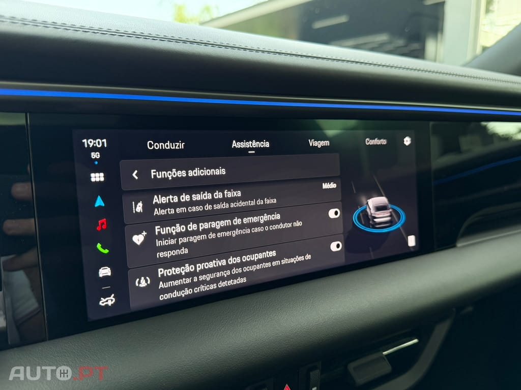 Porsche Macan Electric 4