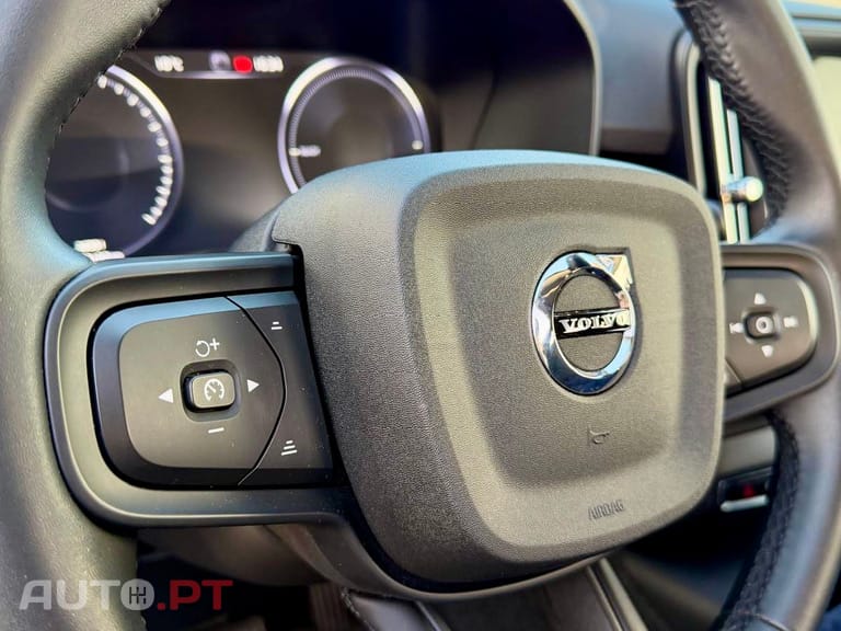 Volvo XC40 1.5 T4 PHEV Essential