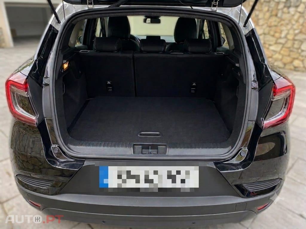 Renault Captur 1.0 TCe Techno Bi-Fuel