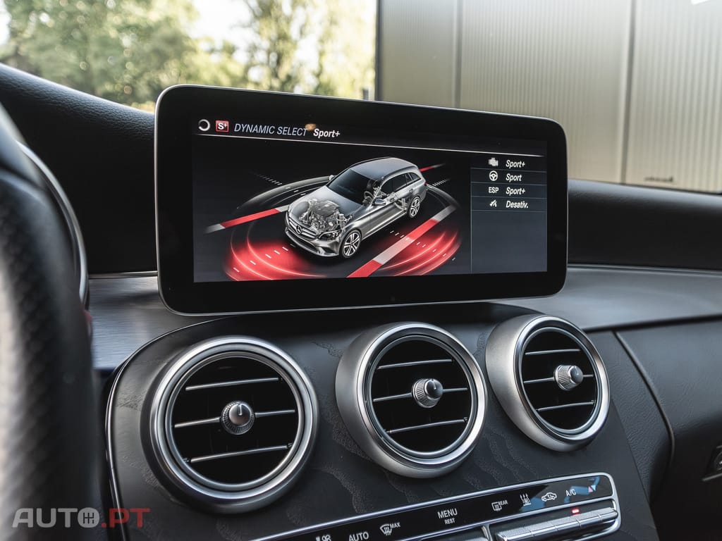 Mercedes-Benz C 300 de AMG Line