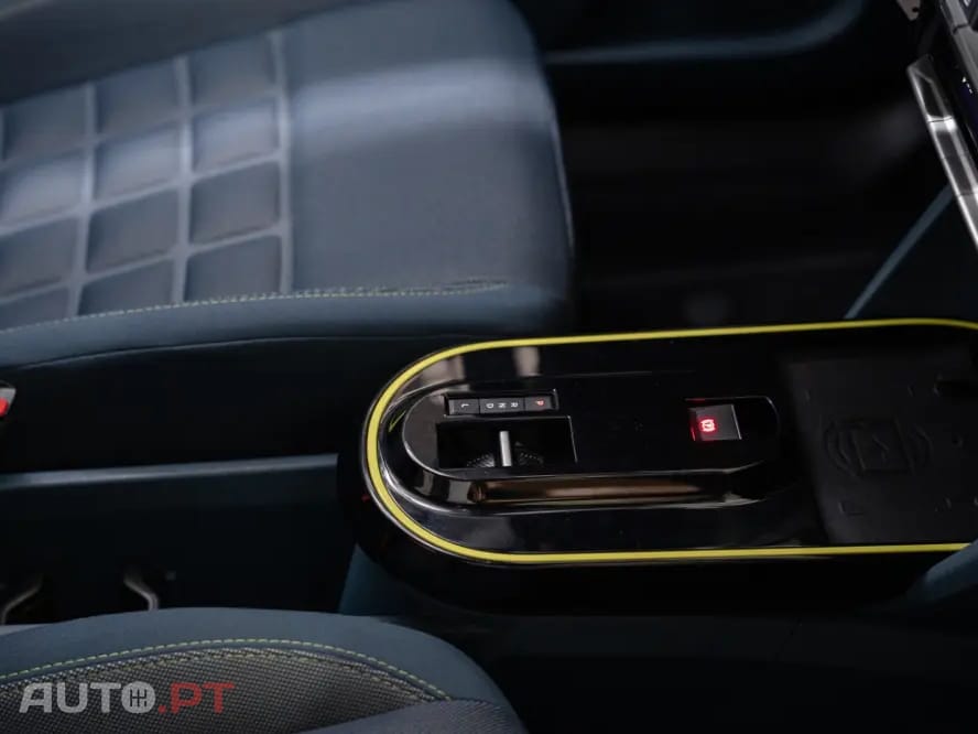 Fiat Grande Panda 1.2 Hybrid La Prima eDCT