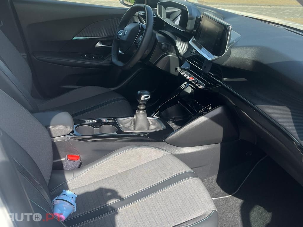 Peugeot 2008 1.2 PureTech Allure