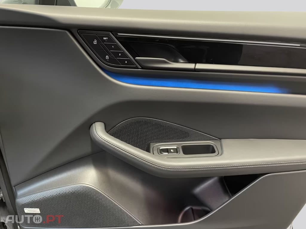 Porsche Macan 4 I.V.A DEDUTIVEL