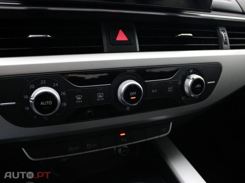 Audi A4 Avant 35 TDI STRONIC I.V.A DEDUTÍVEL