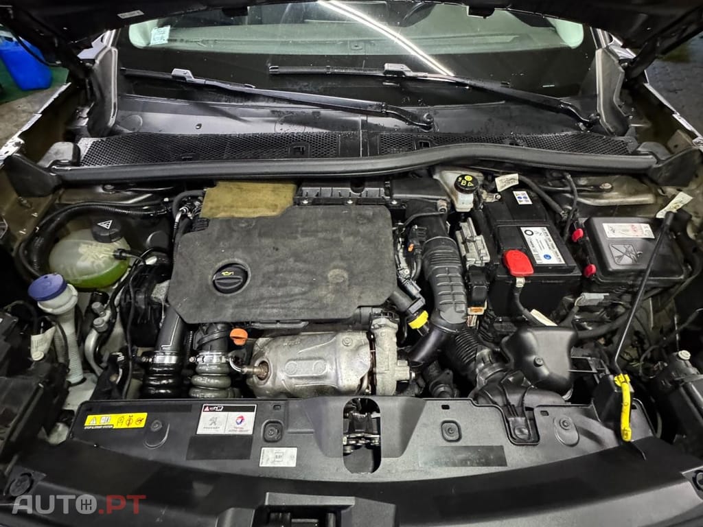 Peugeot 2008 1.5 BlueHDi Allure Pack EAT8