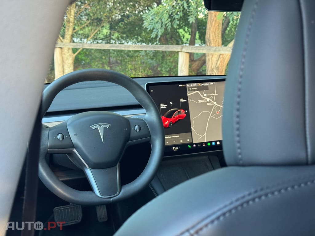 Tesla Model 3 Standard Range Plus RWD