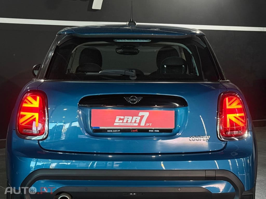MINI Cooper Cooper Resolute Edition Auto