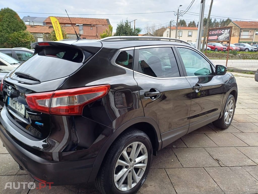 Nissan Qashqai 1.5 dCi Tekna Sport 17