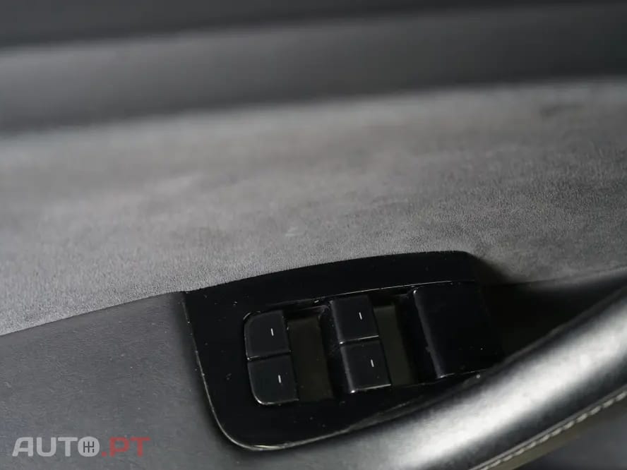 Tesla Model 3 Long Range AWD Dual Motor