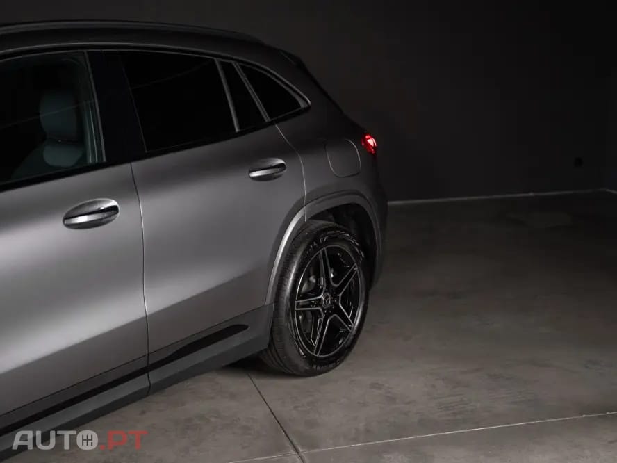 Mercedes-Benz GLA 250 e AMG Line