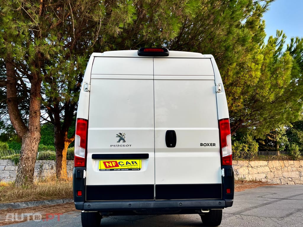 Peugeot Boxer Seminova