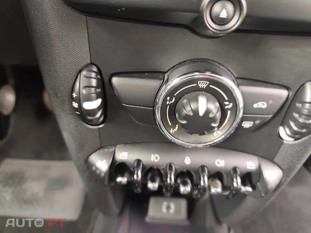 MINI Cooper One D