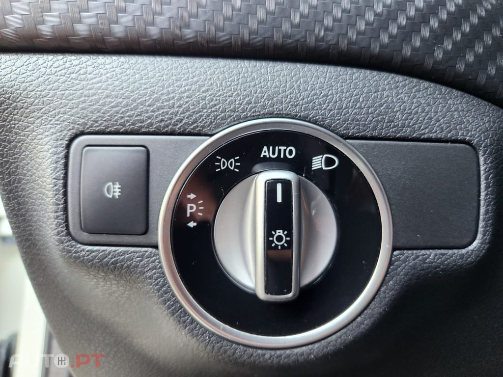 Mercedes-Benz A 180 d AMG Line