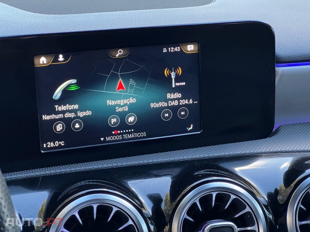 Mercedes-Benz A 250 e 8G-DCT AMG Line