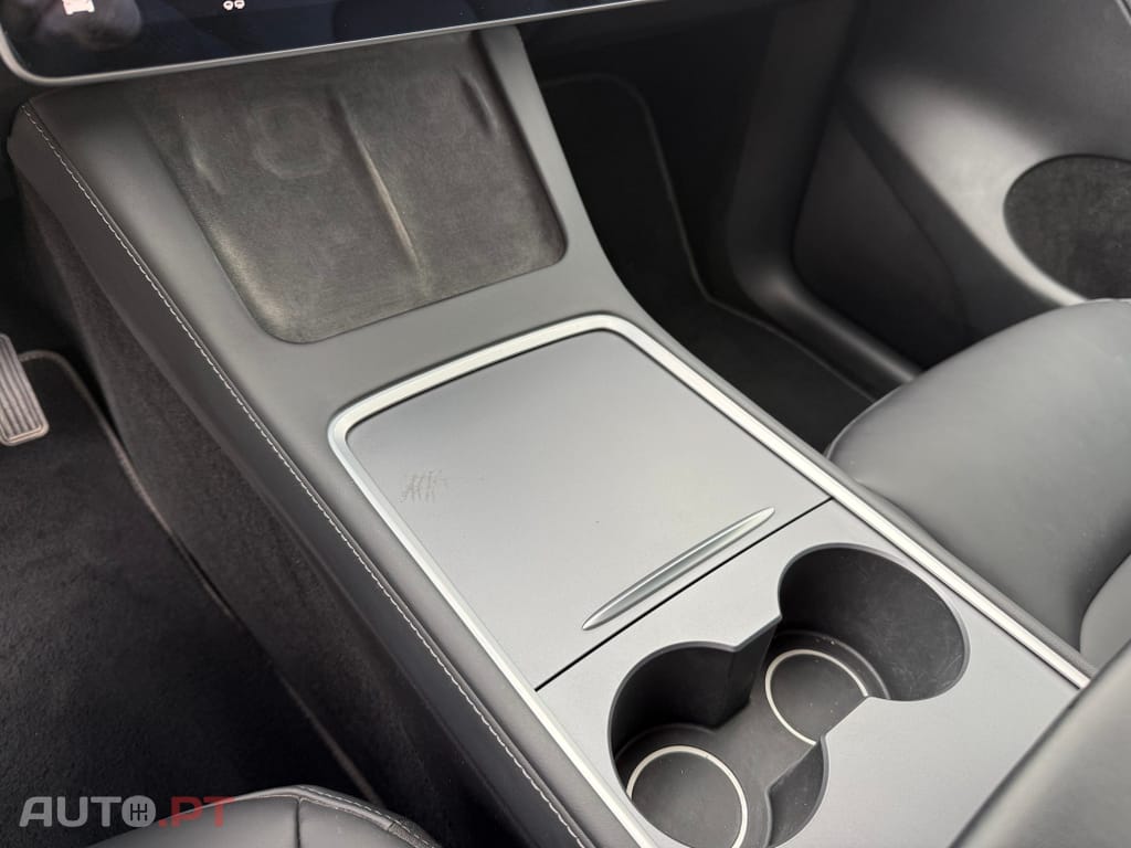 Tesla Model Y Tração Traseira