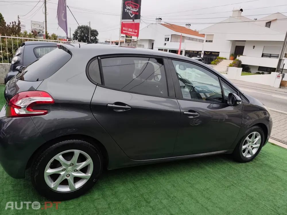 Peugeot 208 1.2 PureTech Active